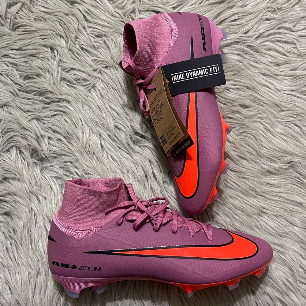Nike zoom mercurial superfly 10 elite 
Soccer cleats